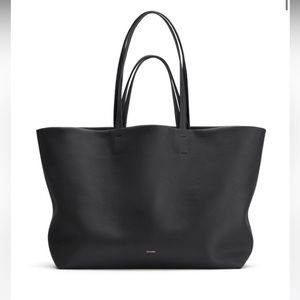 Cuyana Easy Tote WITH leather organizer insert- Black- Like New